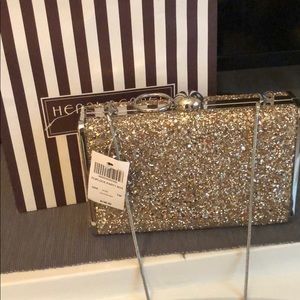 Flipo lock Patty box